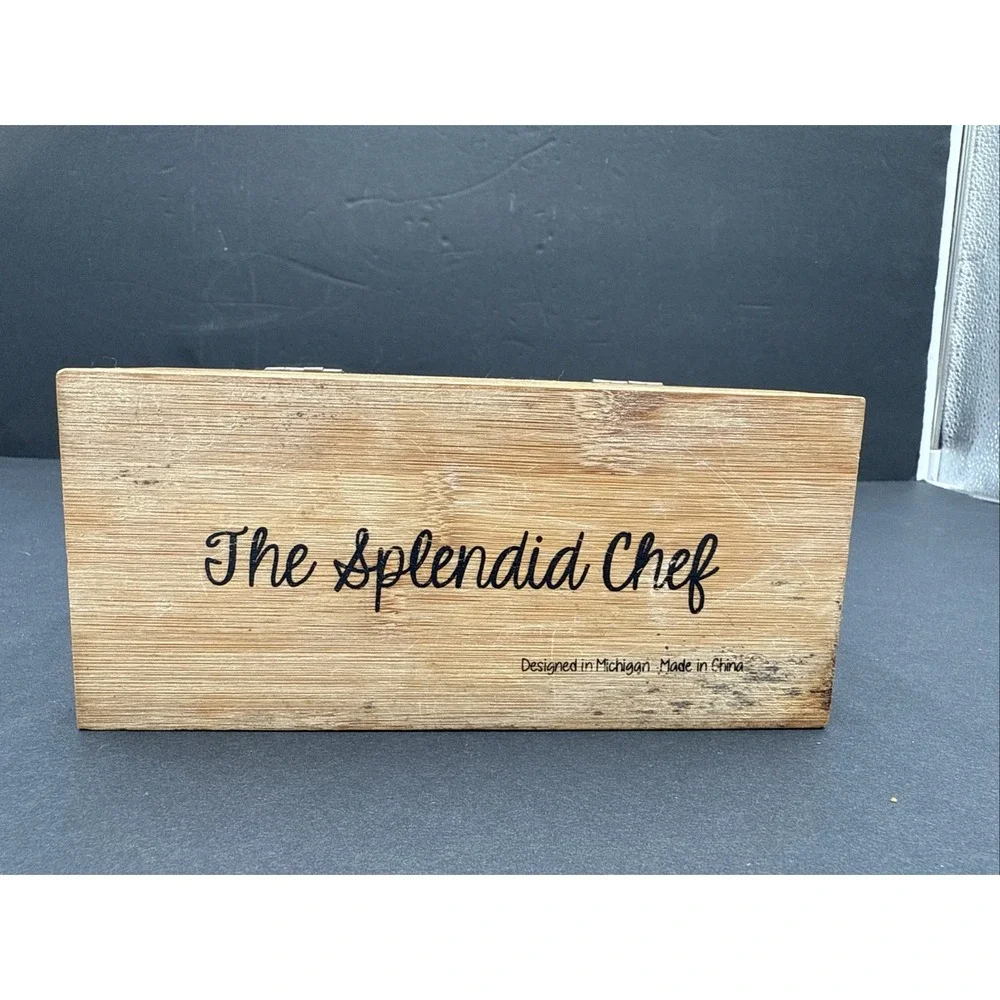 Wooden‎ Recipe Box w/ Hinged Lid 7x5x3 Blank Cards Dividers